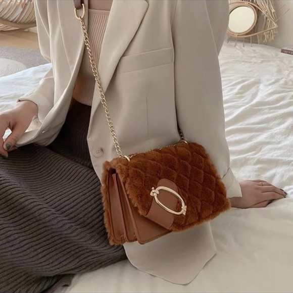 Brand New furry small handbag - Picture 2 of 3